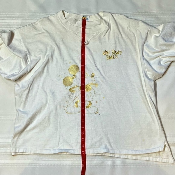 Vintage Disney Walt Disney Studios Mickey SS T Shirt White with Gold Design OSFM - Picture 7 of 9